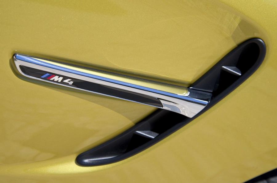  BMW M4 Coupe 2014 года  (фото 82 из 120)